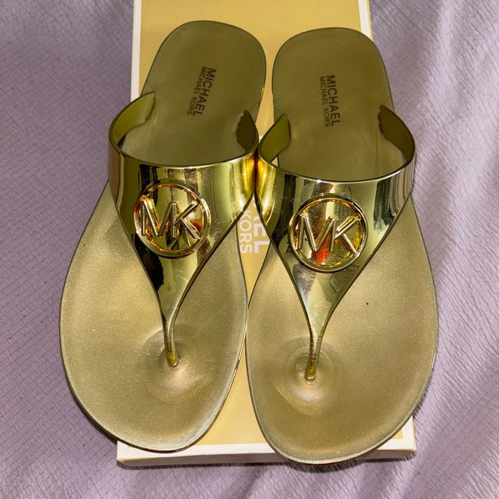Lillie Jelly Thong Metallic PVC